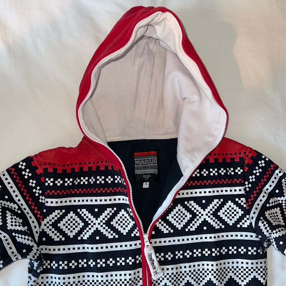 COZY! It's time for an original ONEPIECE Onesie/Snuggy/Jumpsuit!